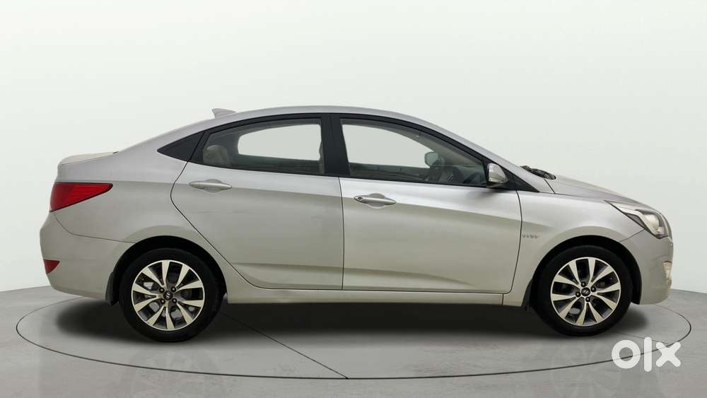 Hyundai Verna 1.6 Vtvt Sx, 2016, Petrol