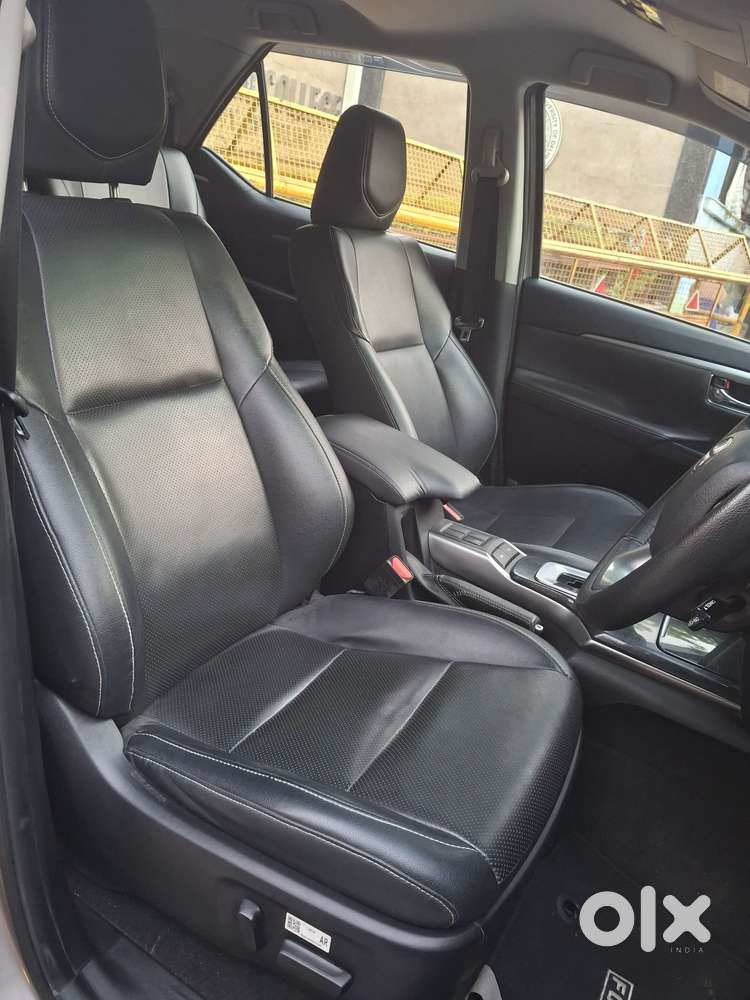 Toyota Fortuner [2021-ongoing] 2.7 2wd Petrol At, 2023, Petrol