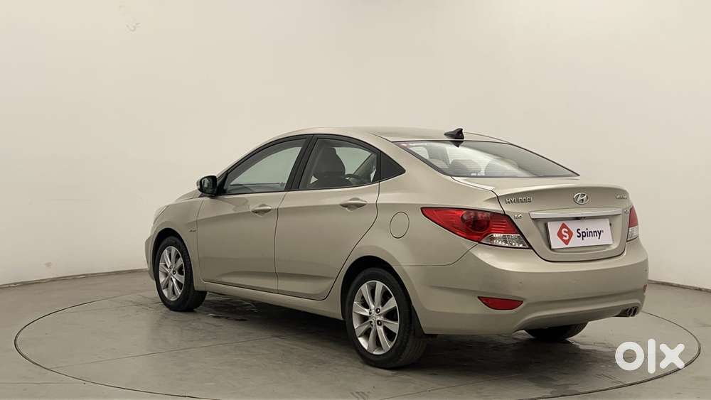 Hyundai Verna 1.6 Vtvt Sx, 2012, Petrol