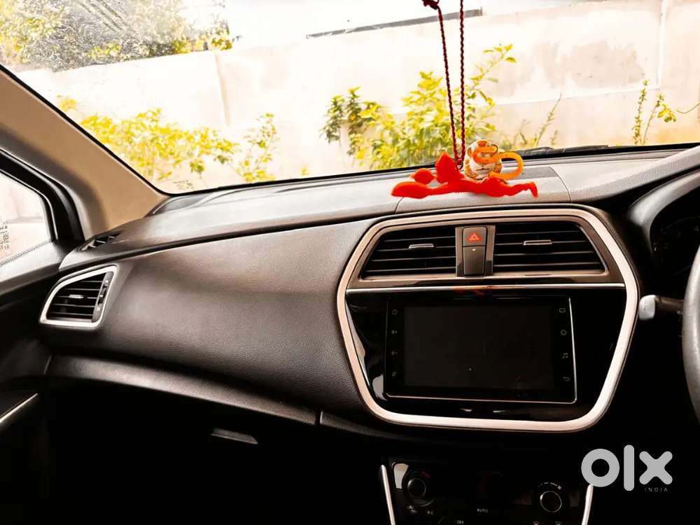 Year -2021
S Cross Amt Petrol 
New Brnd Tyres 
No Scratches 
Show Room