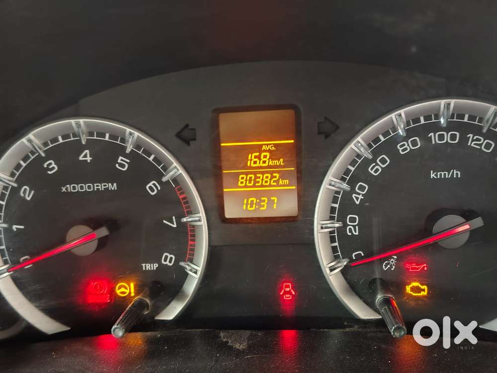 Maruti Suzuki Swift Vxi + Manual, 2016, Petrol