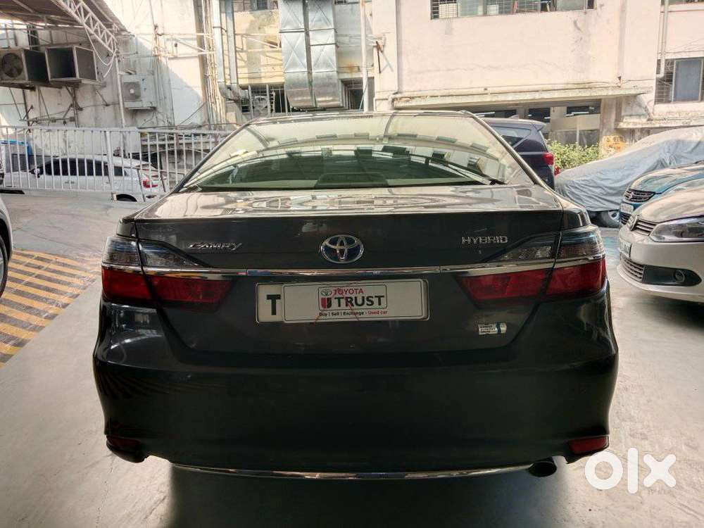 Toyota Camry 2.5 Hybrid, 2015, Petrol