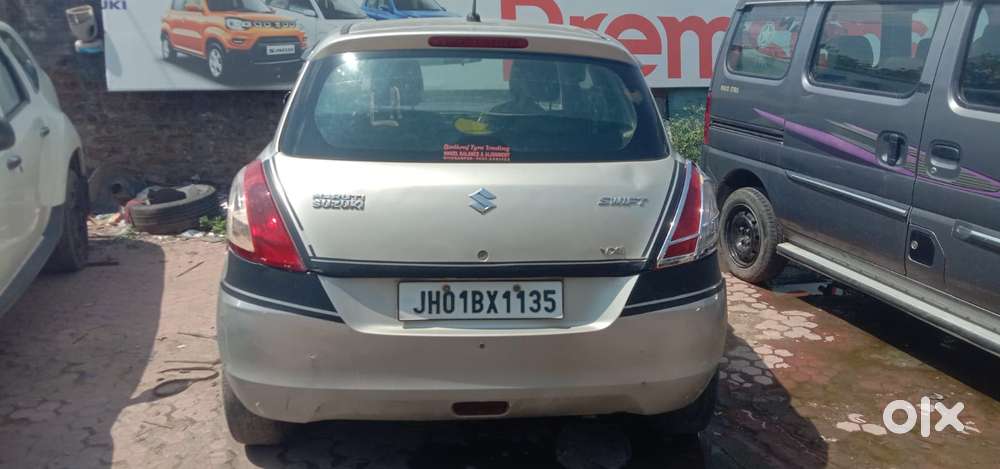 Maruti Suzuki Swift Vxi Abs Bsiv, 2016, Petrol