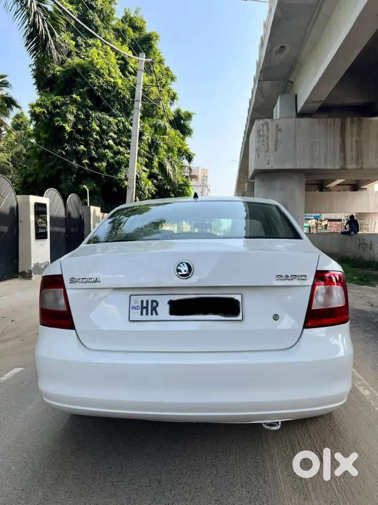 Skoda Rapid Elegance 2016 Diesel Car
