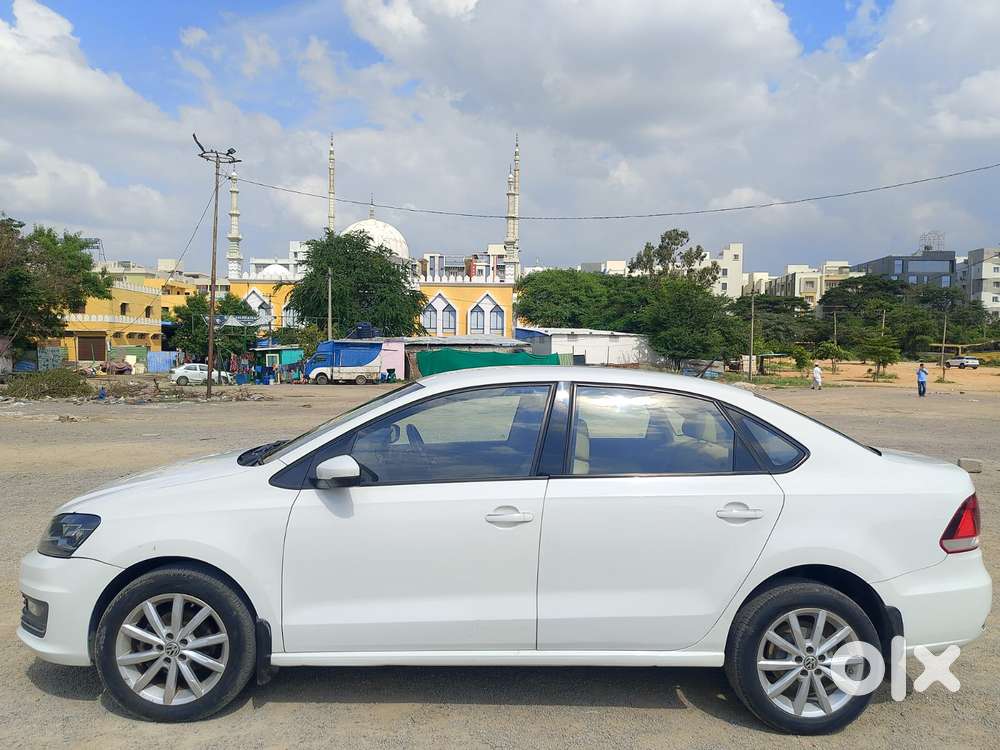 Volkswagen Vento 1.2 Tsi Highline Plus At, 2017, Petrol