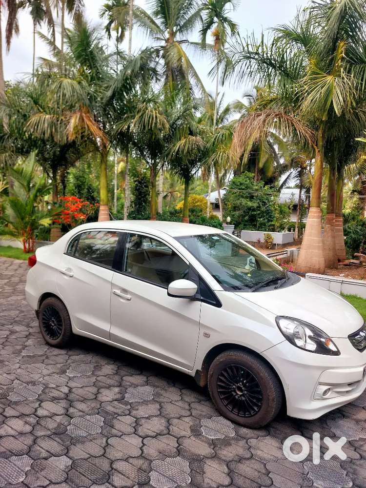 Honda Amaze 2014 Diesel Well Maintained