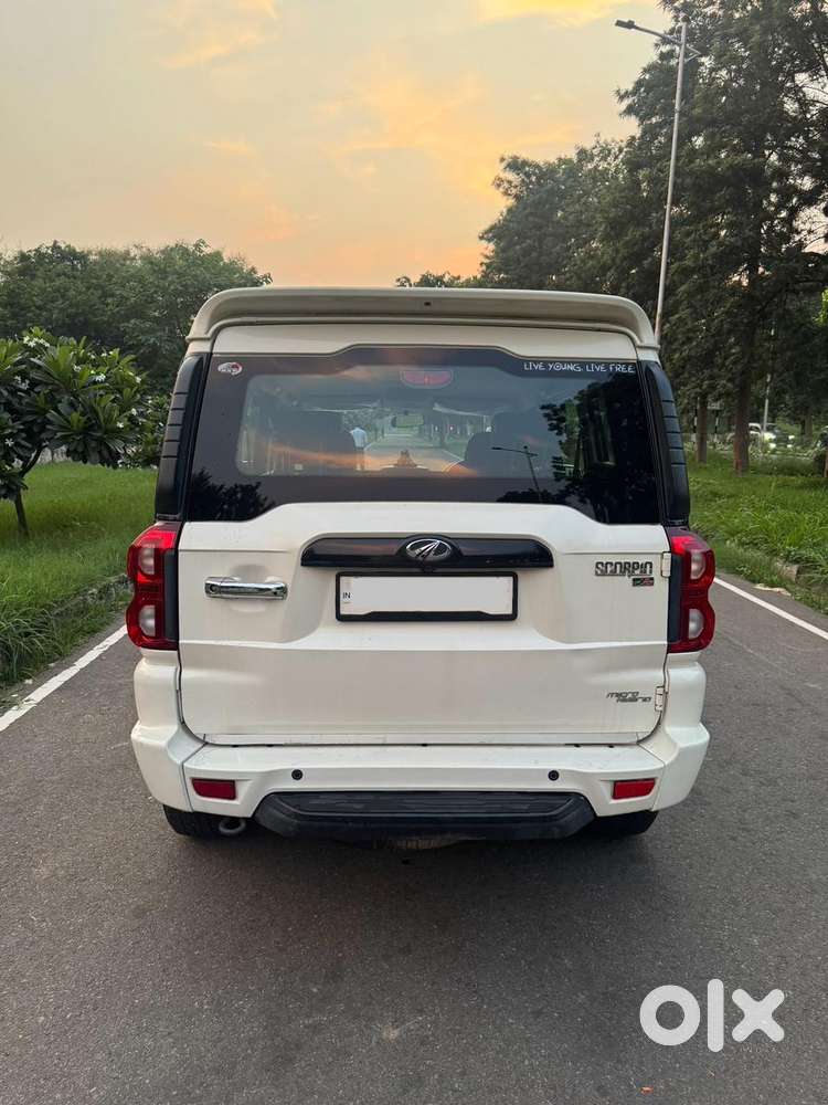 Mahindra Scorpio Classic 2.2 S 11 Mt 7 Str, 2021, Diesel