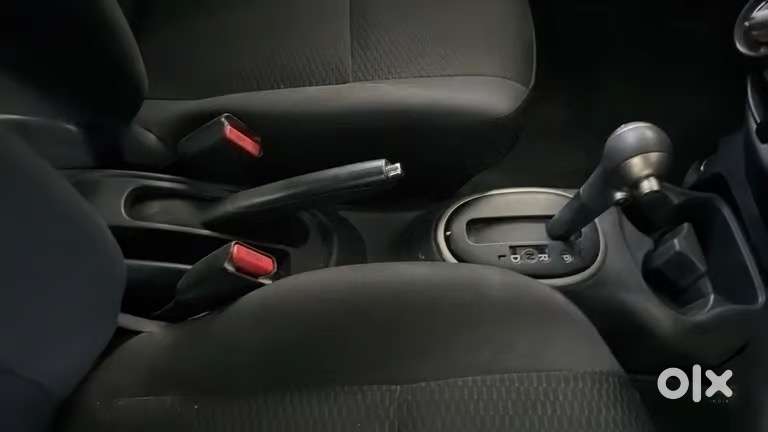 Nissan Micra Active 2015