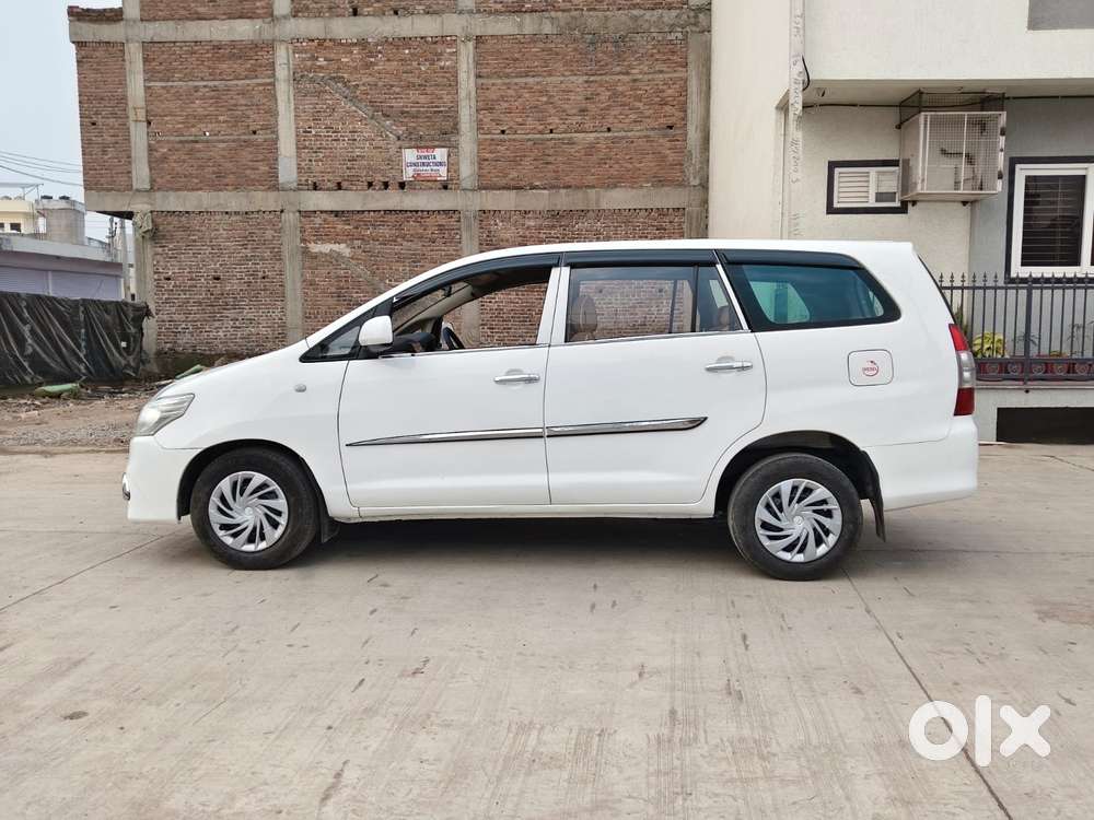 Toyota Innova 2.5 G (diesel) 7 Seater, 2015, Diesel
