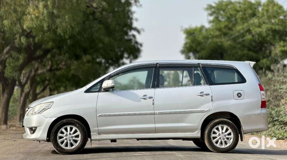 Toyota Innova 2.5 V 7 Str, 2012, Diesel