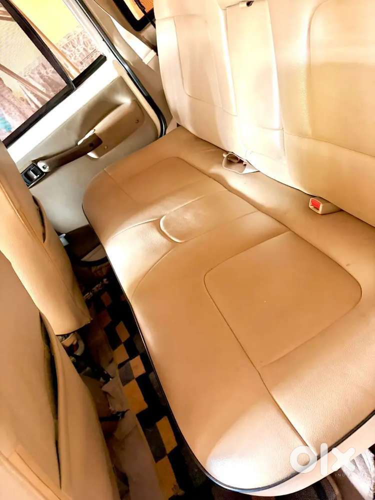 Mahindra Bolero 2.5 2015 Special Edition Top