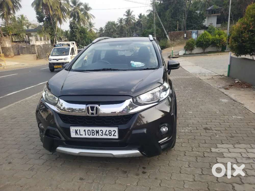 Honda Wr-v 18 Diesel Good Condition
Colour:golden Brown
