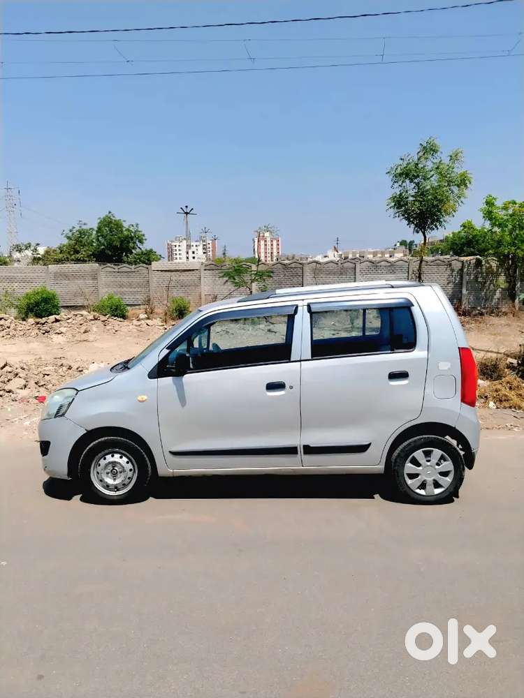 Petrol +company Fitting Cng 2016 Model