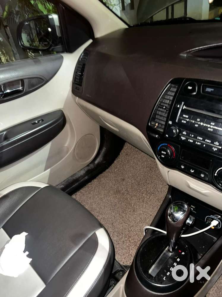 Automatic Hyundai I20 2011/10 - Good Condition