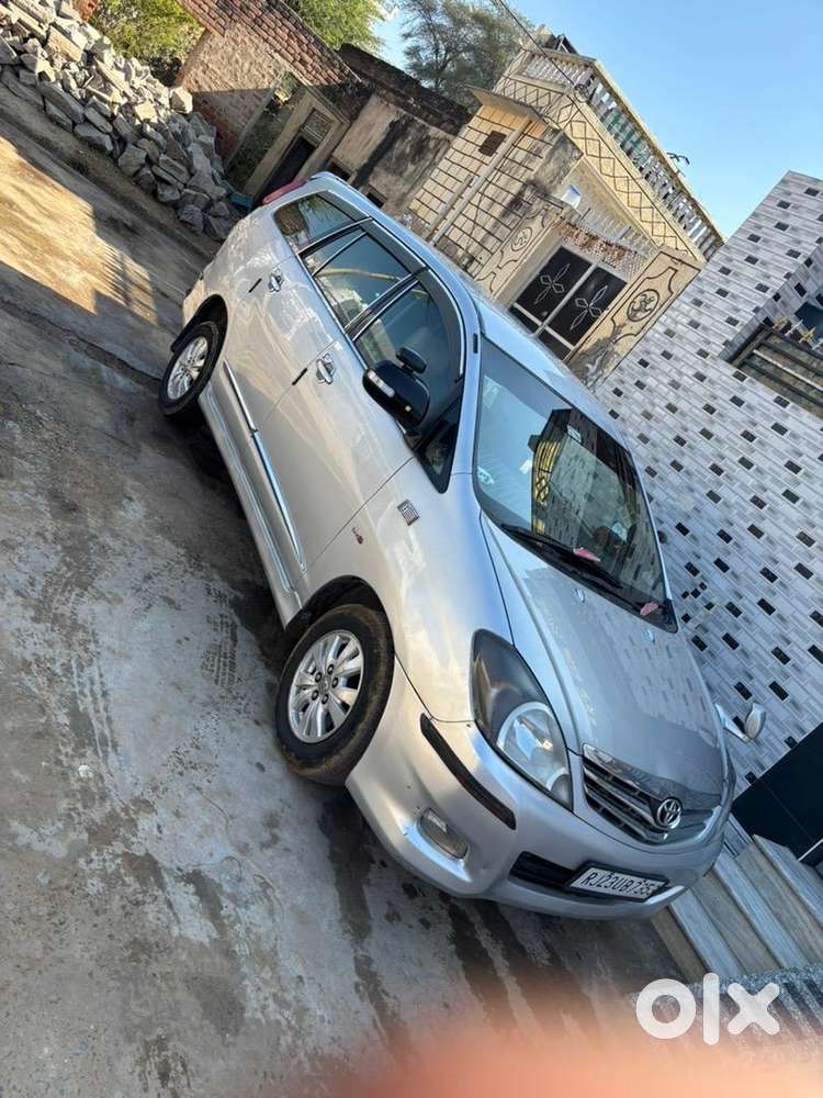 Toyota Innova 2009