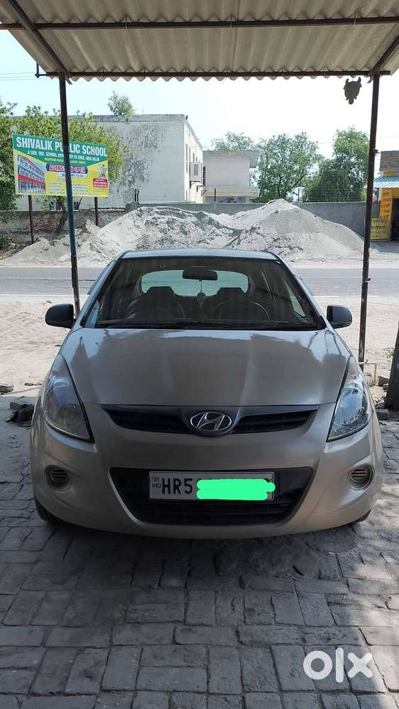 Hyundai I20 Petrol + Cng