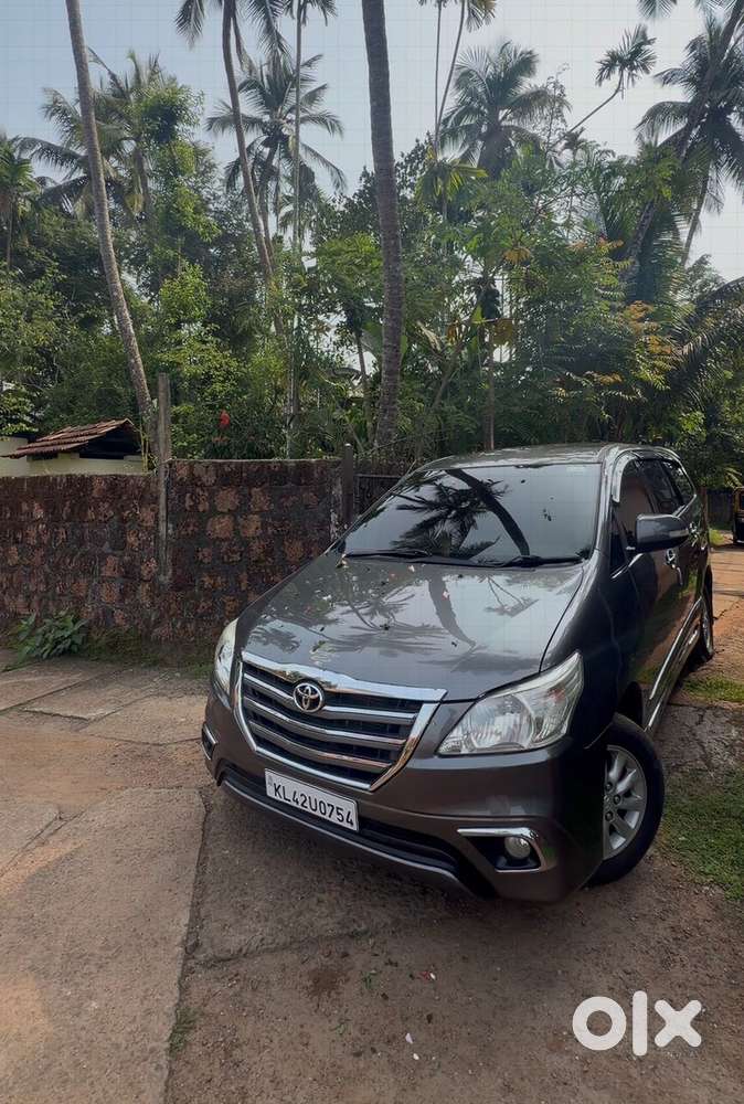 2012 Innova V Option