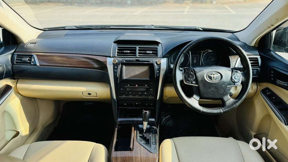 Toyota Camry Hybrid 2.5, 2016, Petrol