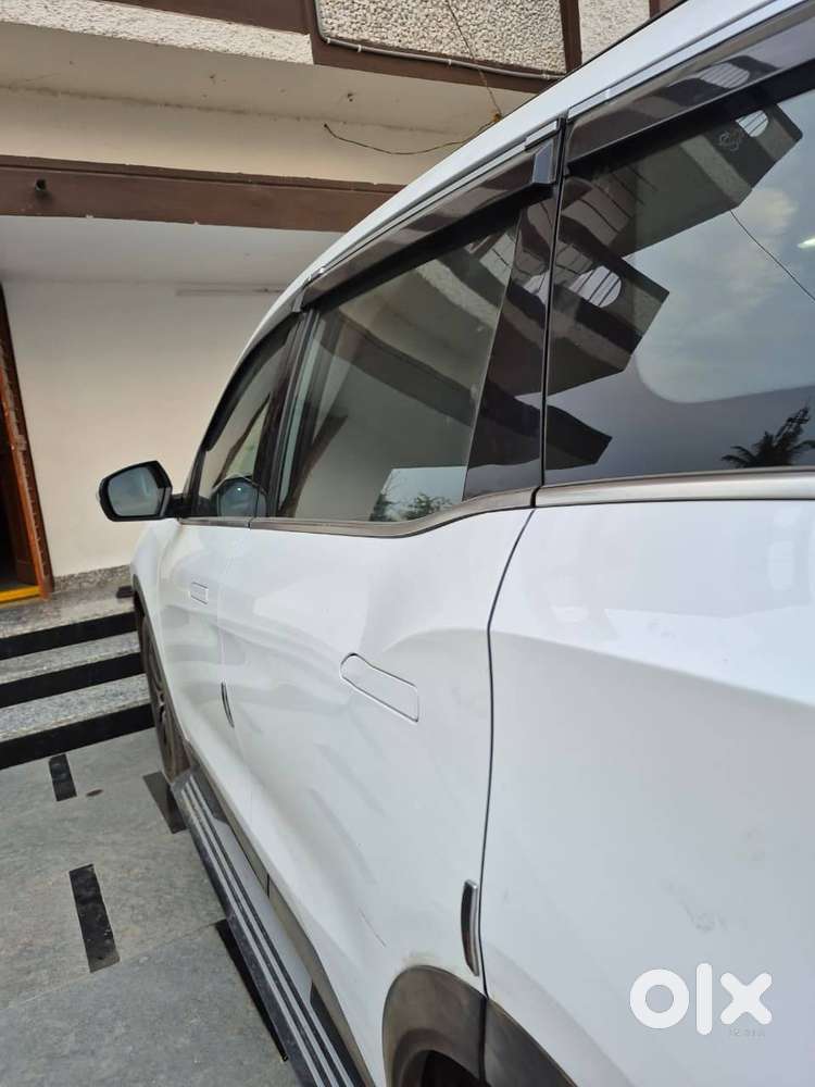 Mahindra Xuv700 2025 Diesel 10000 Km Driven
