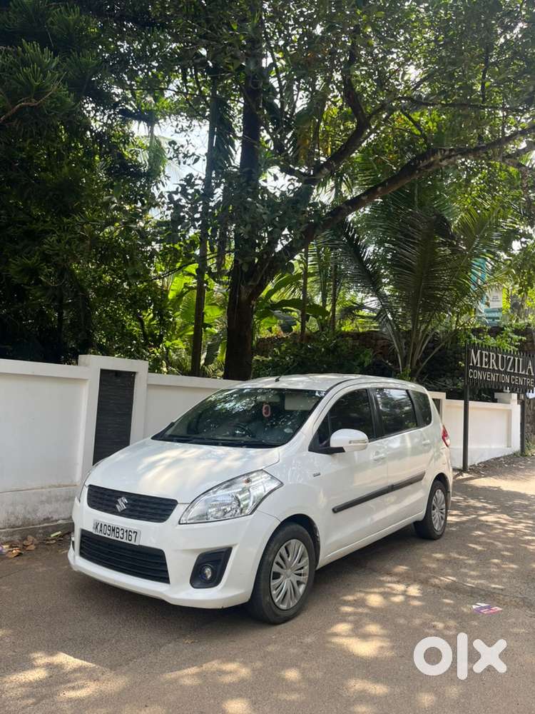 Maruti Suzuki Ertiga 2014 Diesel 166000 Km Driven Well Maintained