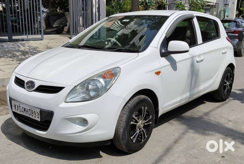 Hyundai I20 Magna, 2010, Petrol
