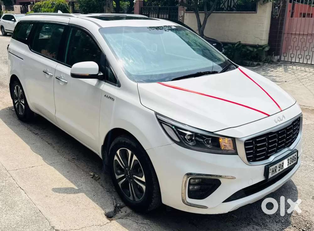 Kia Carnival Prestige, 2023, Diesel