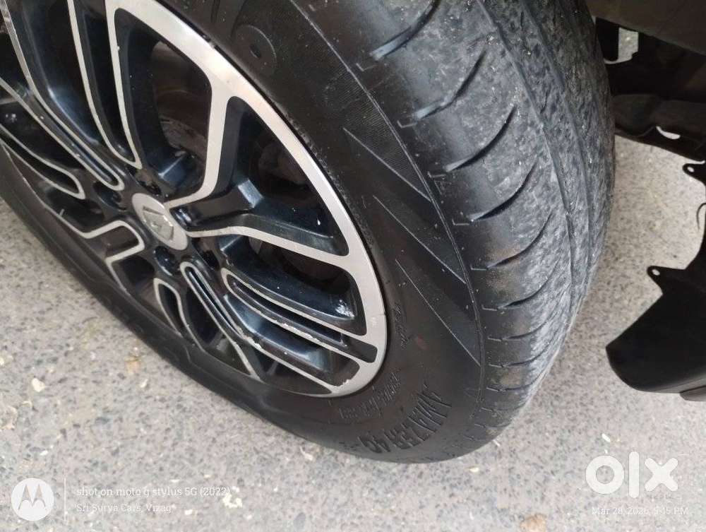 Renault Triber Rxz, 2020, Petrol