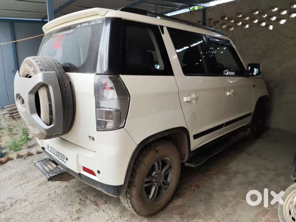 Mahindra Tuv 300 2019 Model T10 Dual Tone (o) Top Model Bs4 Engine
