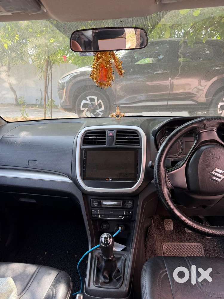 Maruti Suzuki Brezza Petrol Well Maintained