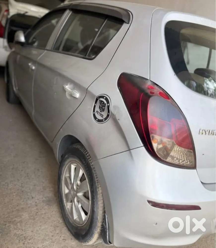Hyundai I20 2014 पेट्रोल मेनुअल