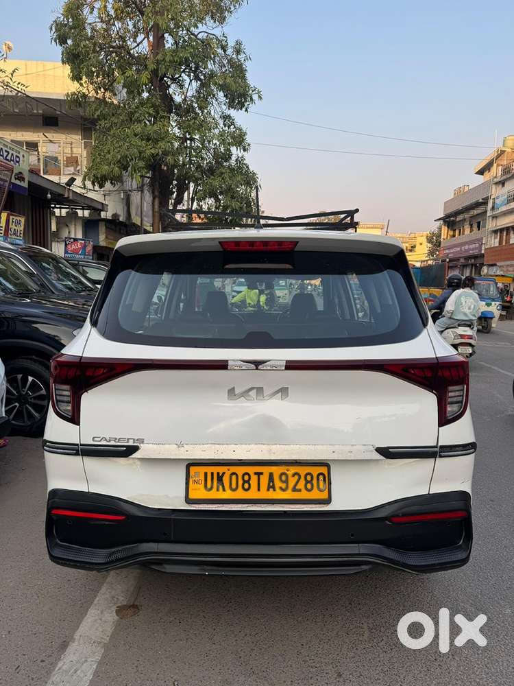 Kia Carens Petrol Manual 2023