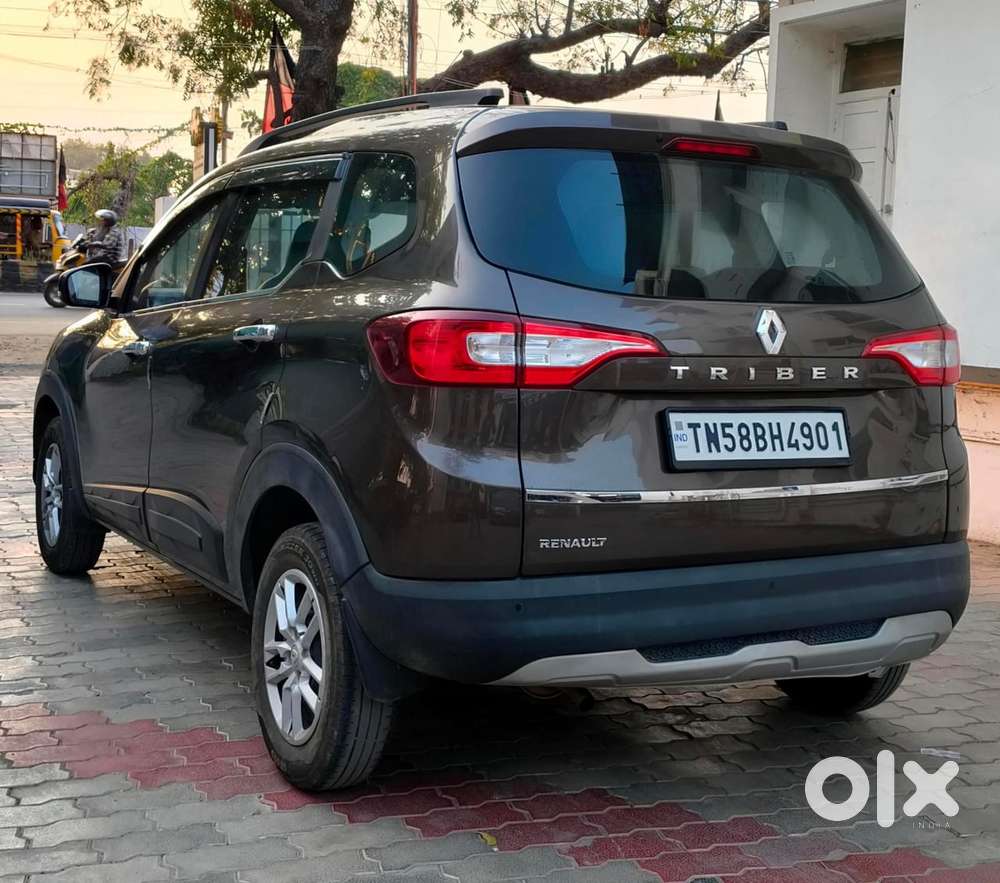 Renault Triber Rxt, 2022, Petrol