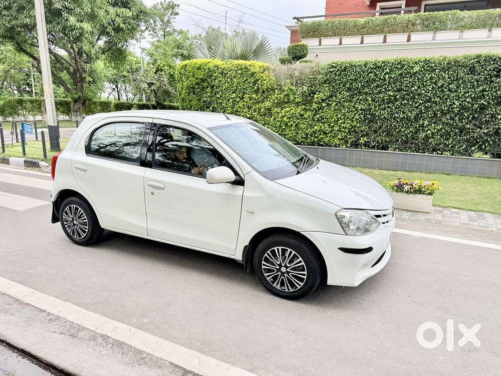 Toyota Etios Liva V Sp*, 2012, Petrol