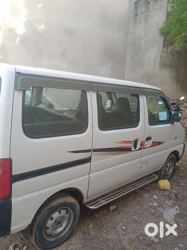 Maruti Suzuki Eeco 2018 Petrol 32500 Km Driven