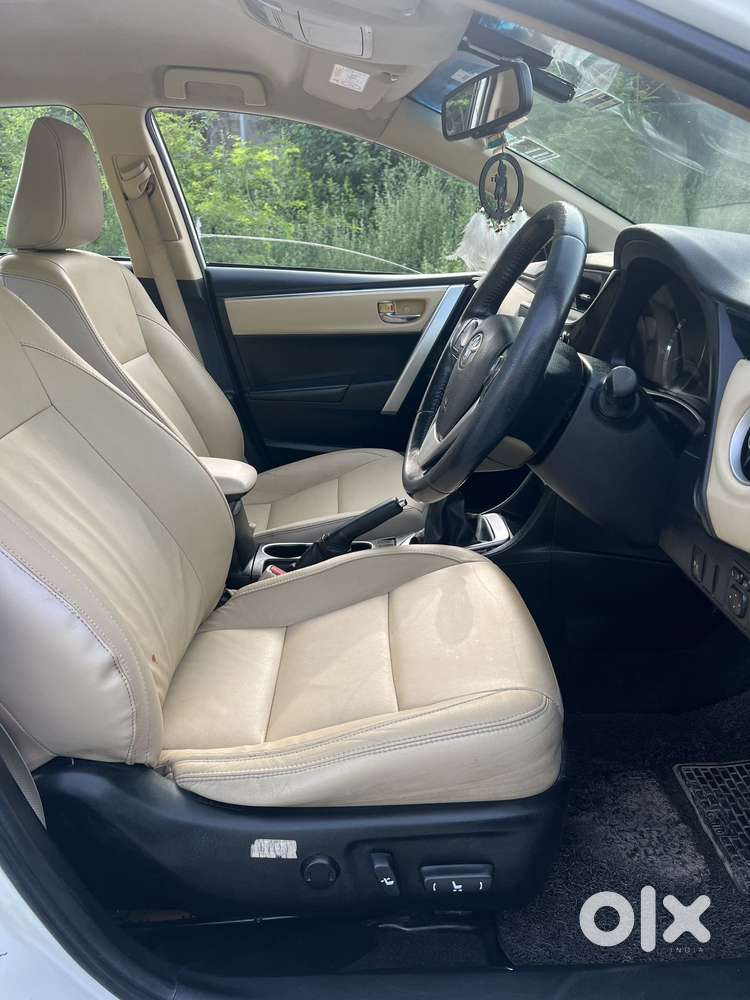 Toyota Corolla Altis 1.8 Gl, 2017, Petrol