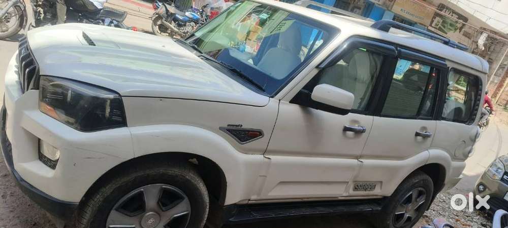 Mahindra Scorpio 2017 Diesel 94306 Km Driven