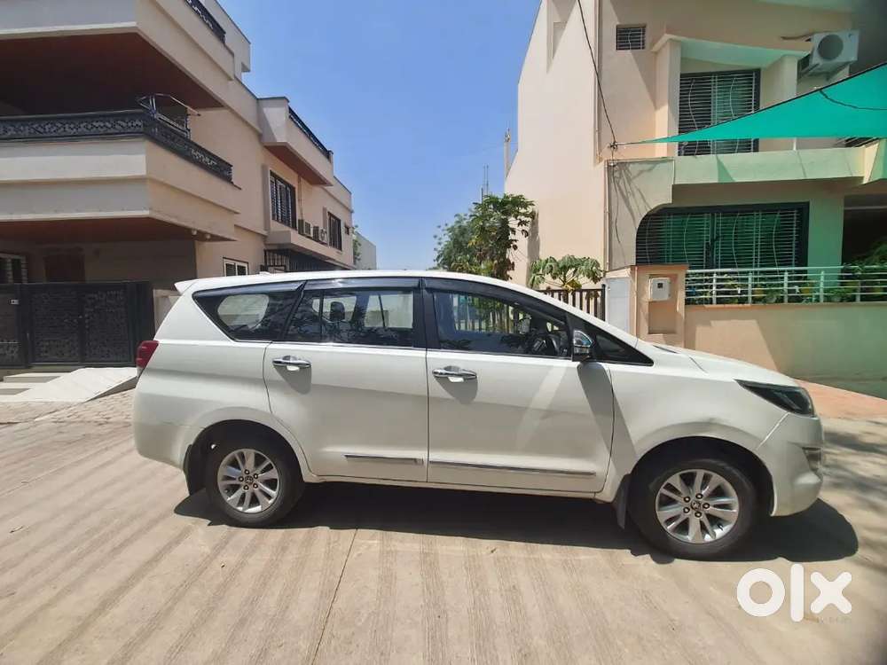 Toyota Innova Crysta 2017 Diesel Automatic. 2.8z Automatic