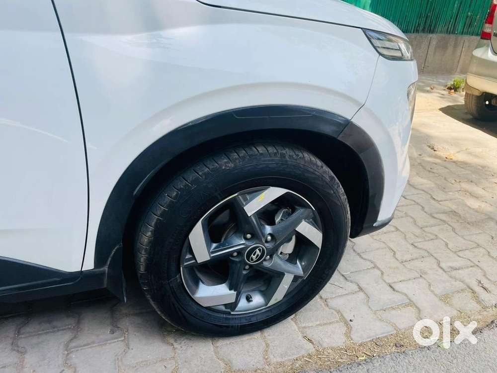 Hyundai Venue Diesel Well Maintained