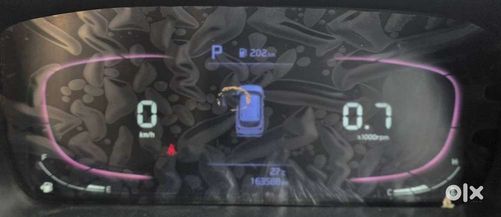 Kia Carens Luxury (o)1.5 Diesel At 7 Str, 2022, Diesel