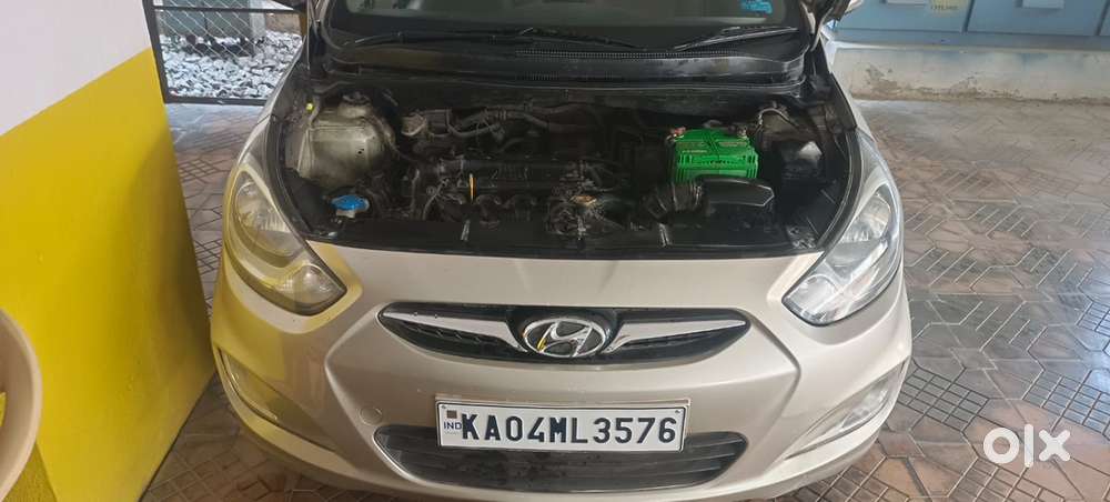 Hyundai Verna Petrol Car 2012