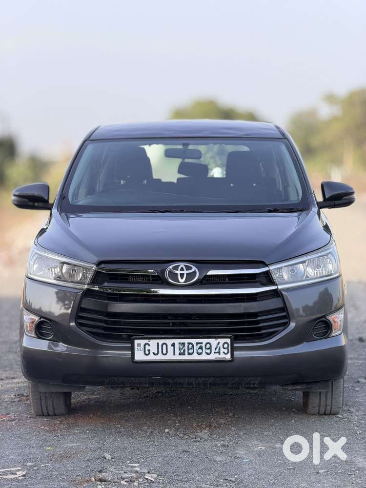 Toyota Innova Crysta 2.4 G Mt 8s, 2018, Diesel