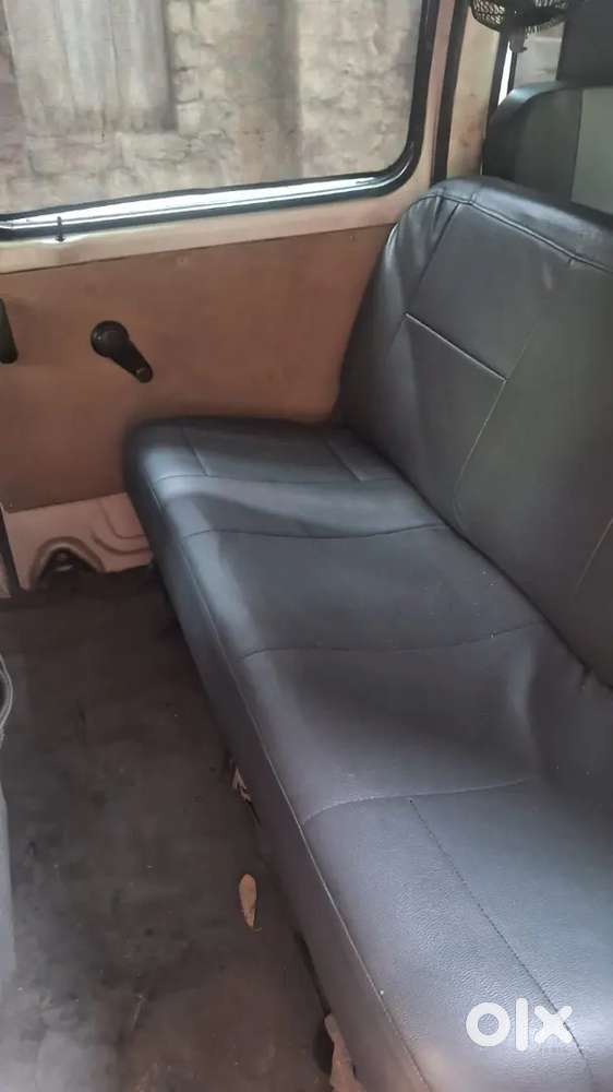 Maruti Suzuki Eeco 7-seater Ac 2010 (lpg Fitting Also Available)