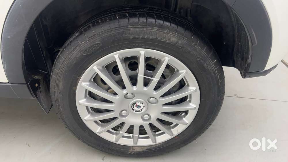 Tata Nexon 1.2 Revotron Xm (s), 2021, Petrol