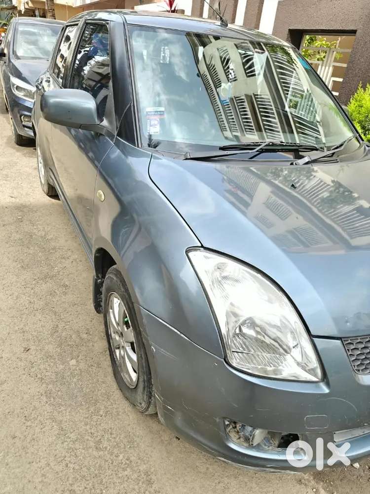 Maruti Suzuki Swift Zxi 2010