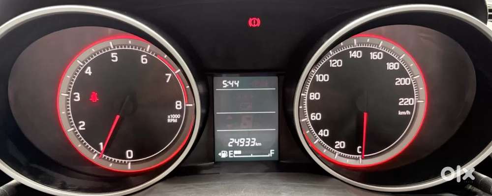 Maruti Suzuki Swift Vxi, 2023, Petrol