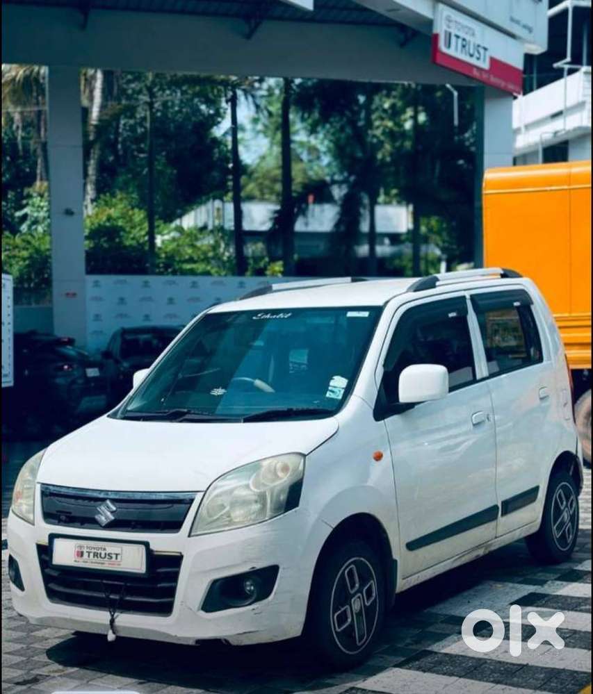 Maruti Suzuki Wagon R 1.0 Vxi (o), 2014, Petrol