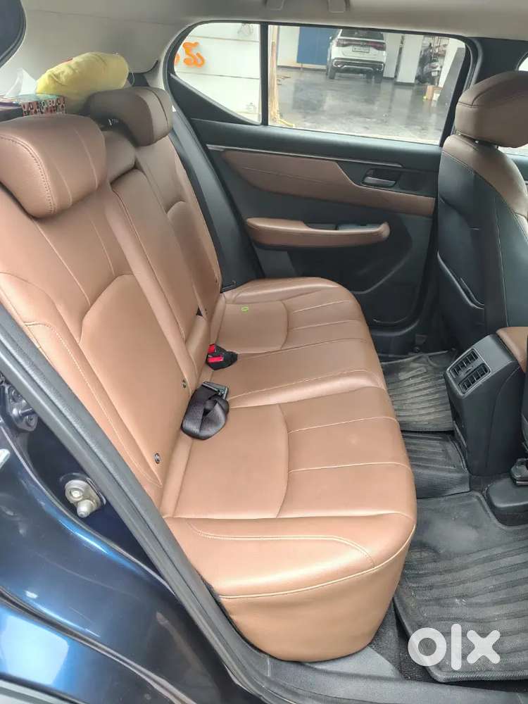 Doctor Used Car Show Room Maintenance