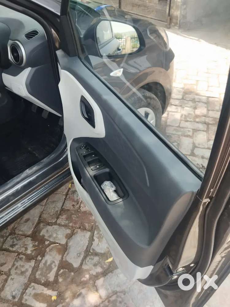 Hyundai Grand I10 Nios 2026 Petrol 600 Km Driven 4 Days Old