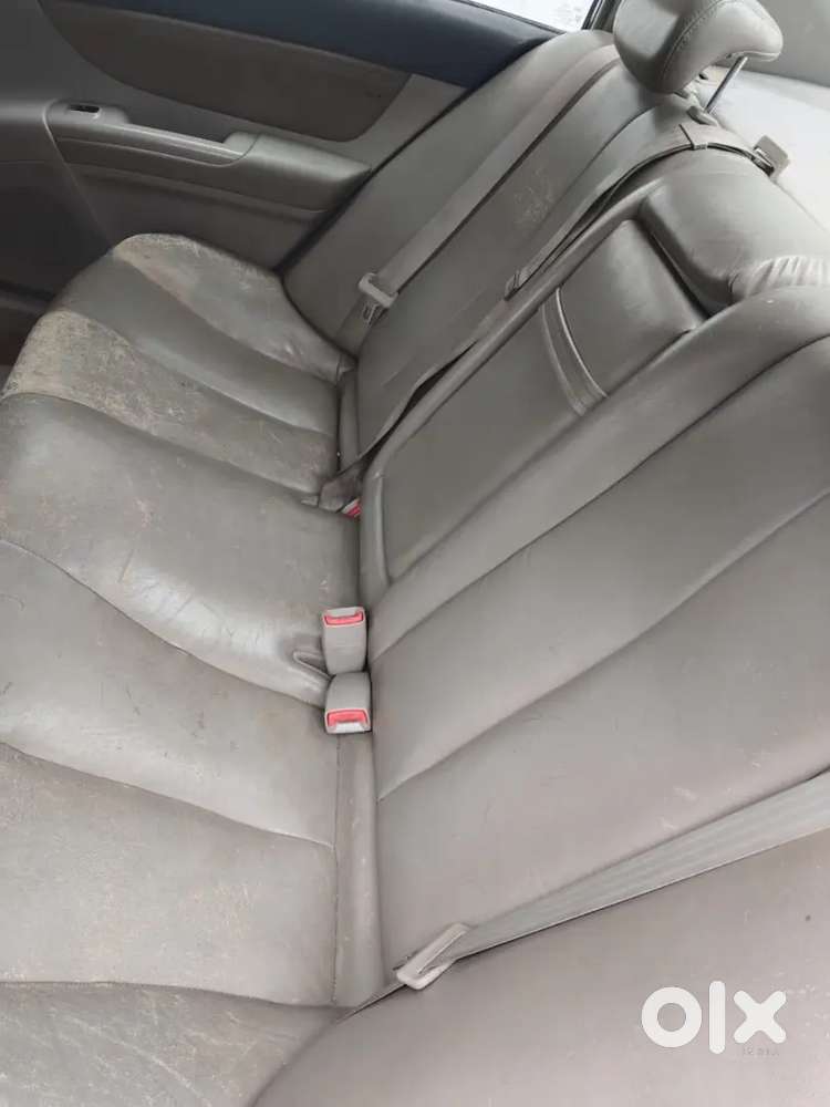 Hyundai Sonata Embera 2005 Petrol 80000 Km Driven