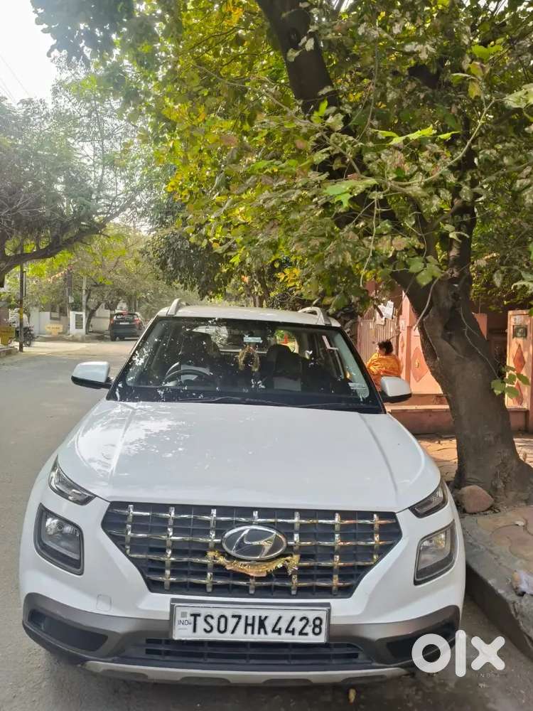 Hyundai Venue 2020 Petrol Automatic